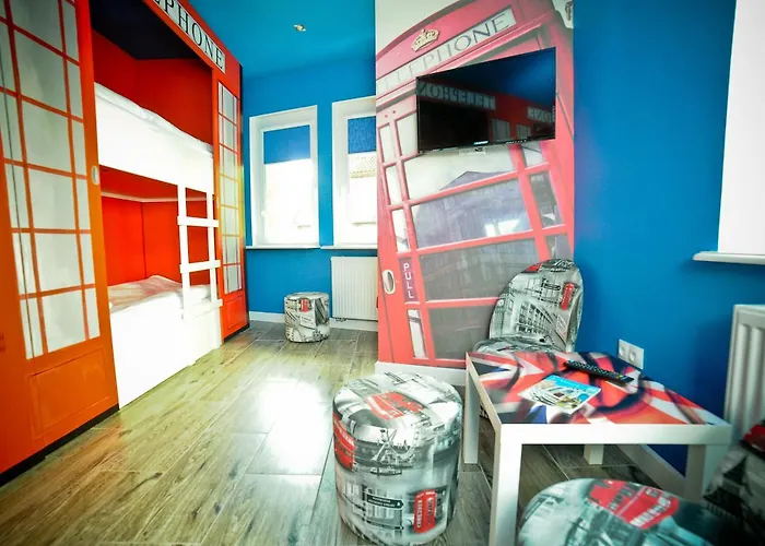 World Hostel - Old Town